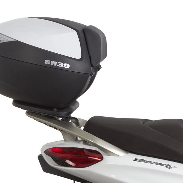 Монтажен комплект за куфари SHAD TOP MASTER PIAGGIO BEVERLY 300/400 S (EURO 5) '21